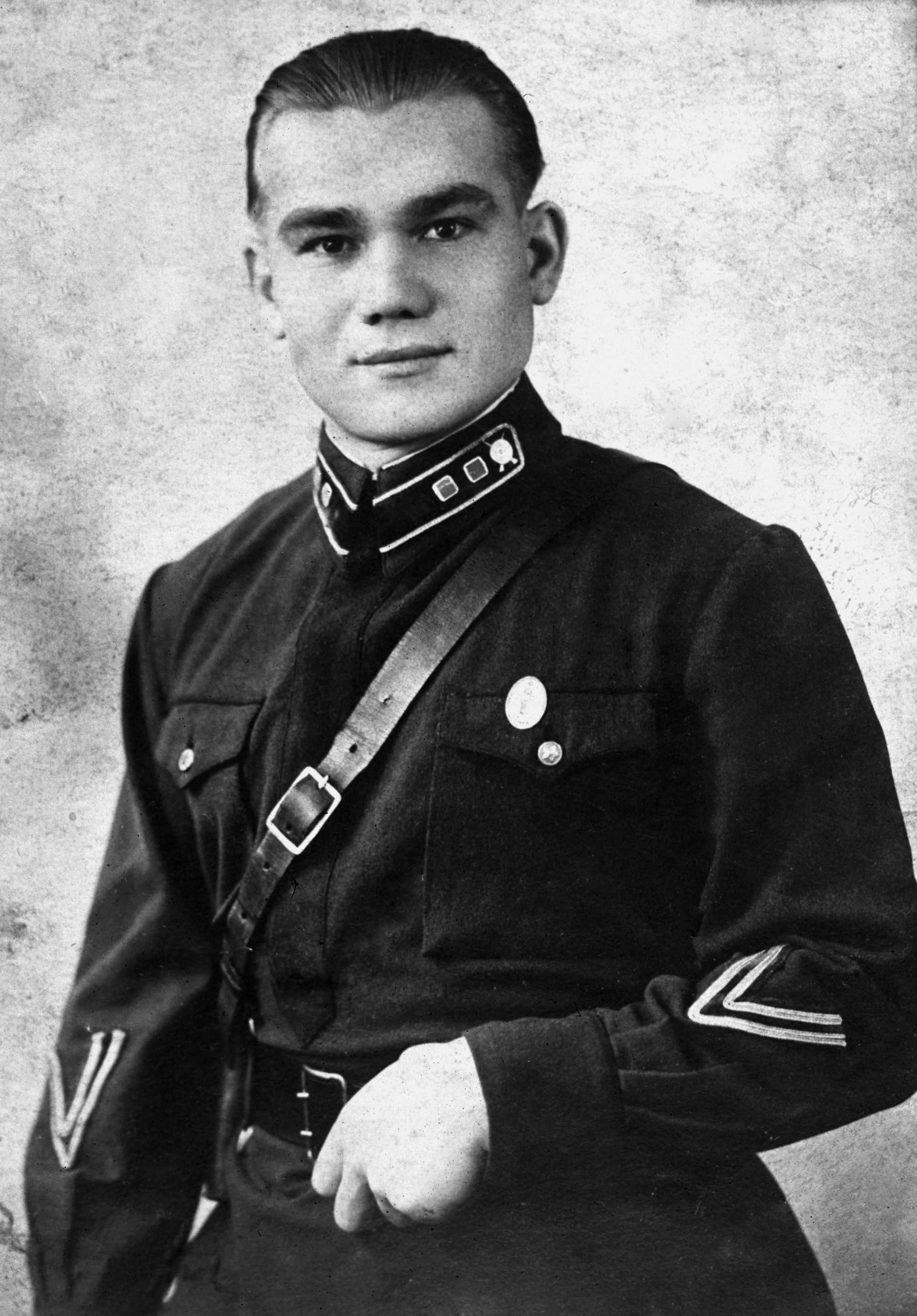 9 мая — это не просто праздник, это — один из великих дней, почитаемый не только в россии, но и во многих других пострадавших от захватчиков странах мира.