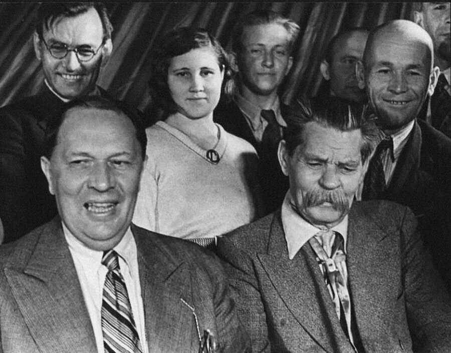 C 17 августа по 1 сентября 1934 года в Москве проходил Первый съезд советских писателей В течение нескольких последующих лет около трети его участников погибло в тюрьмах и ГУЛАГе