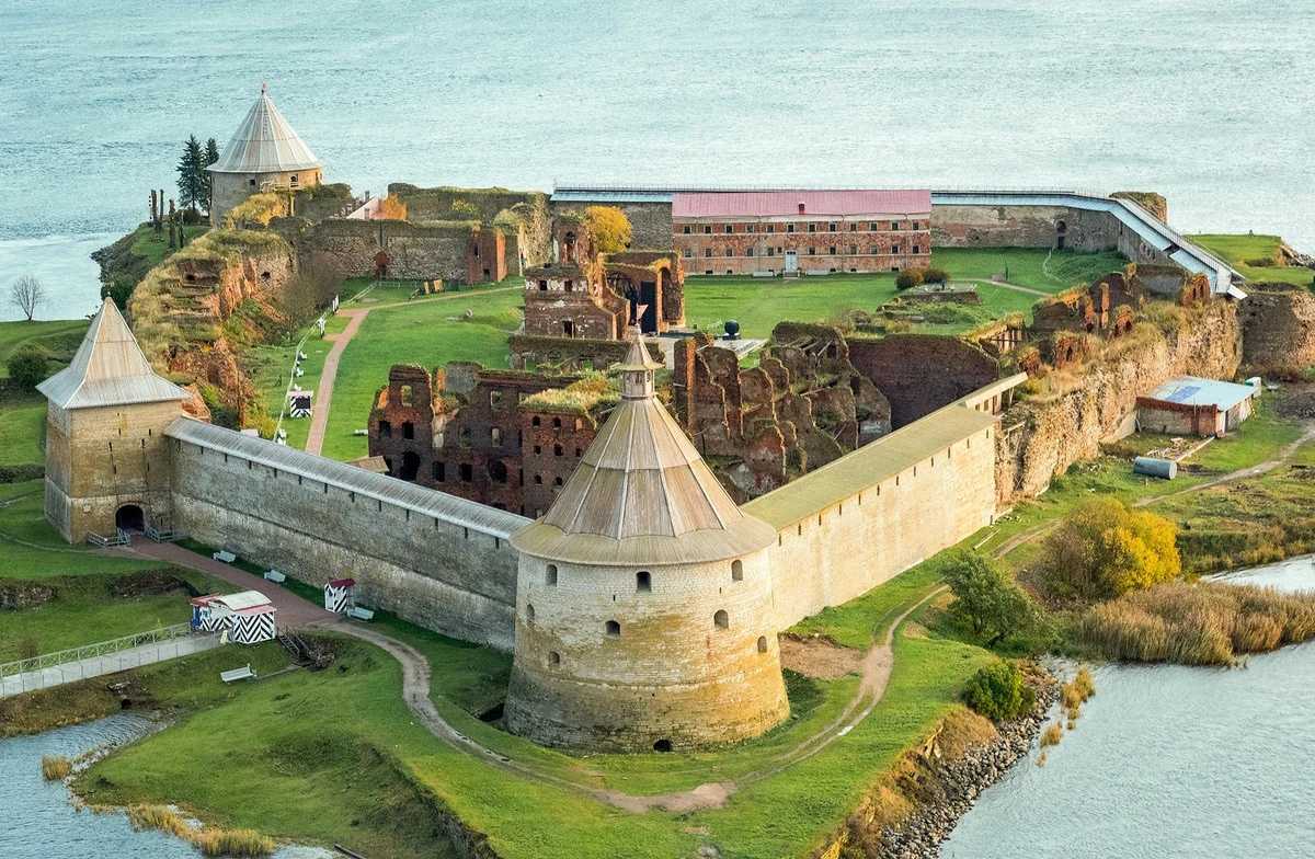 Староладожская крепость: история, описание, фото