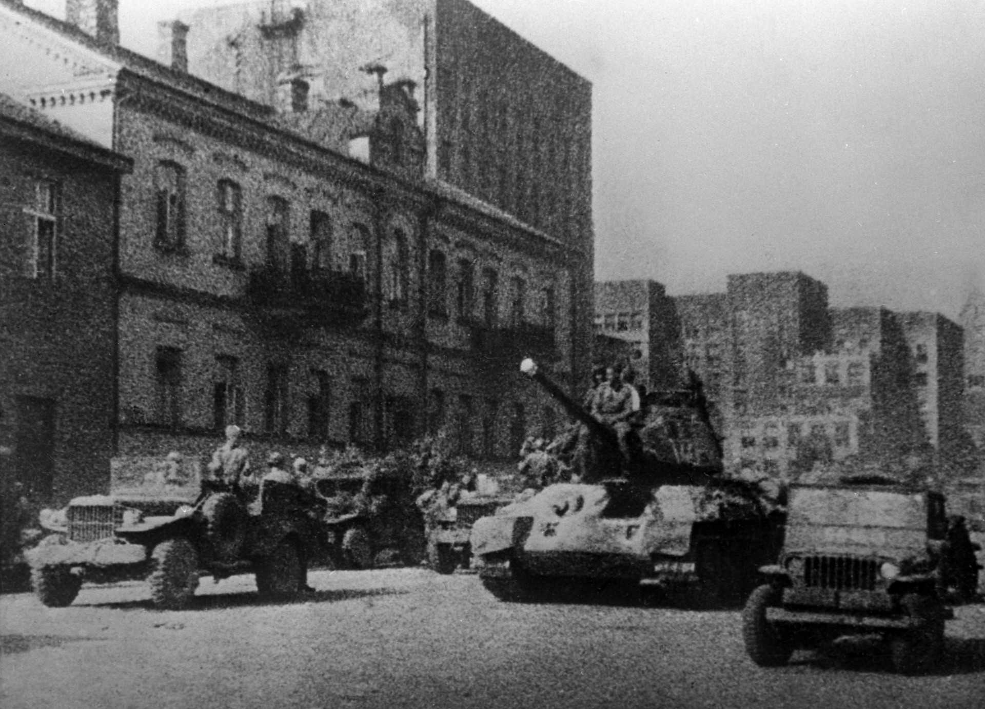 «минск 3 июля 1944 года» | художественный музей г.ельца