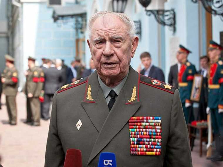 Правда о сталине с уст генералов. «отец народов»: маршал язов о чудовищной лжи и правде о сталине (2 фото)