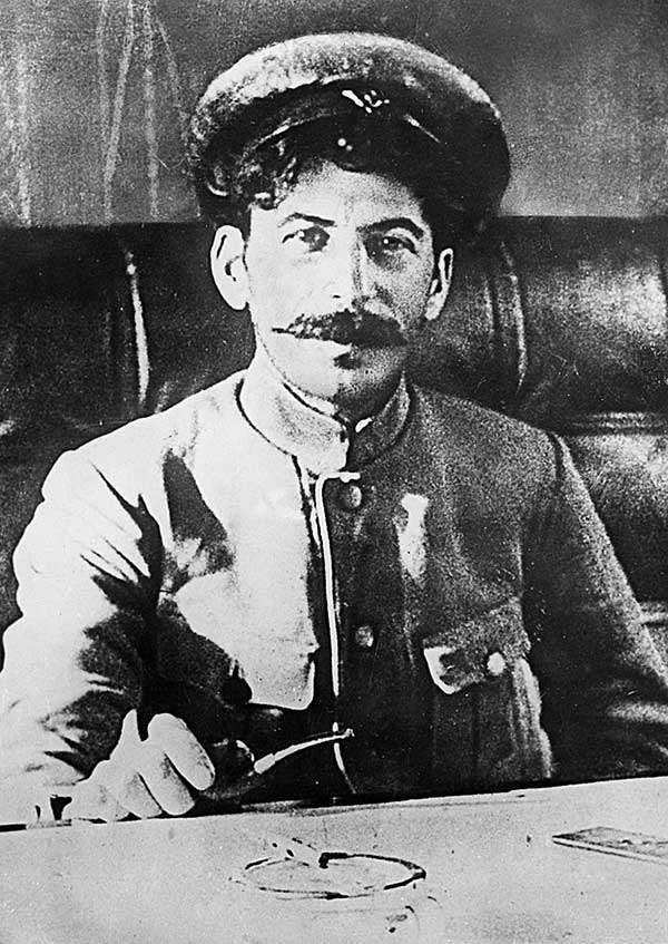 Иосиф виссарионович сталин: биография, личная жизнь, деятельность