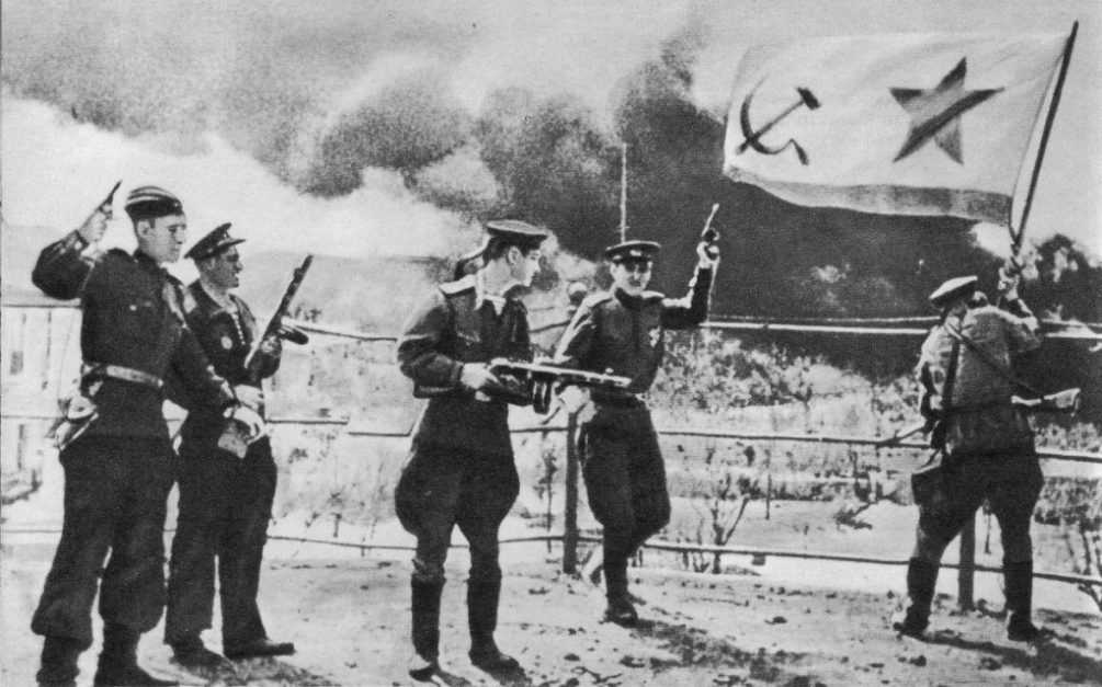 Крымская наступательная операция 1944 года — освобождение крымского полуострова от немецко-фашистских войск.