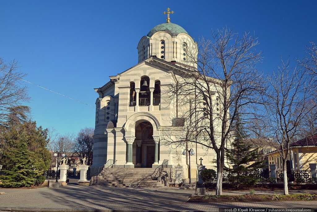 Владимирский собор в севастополе (усыпальница адмиралов)