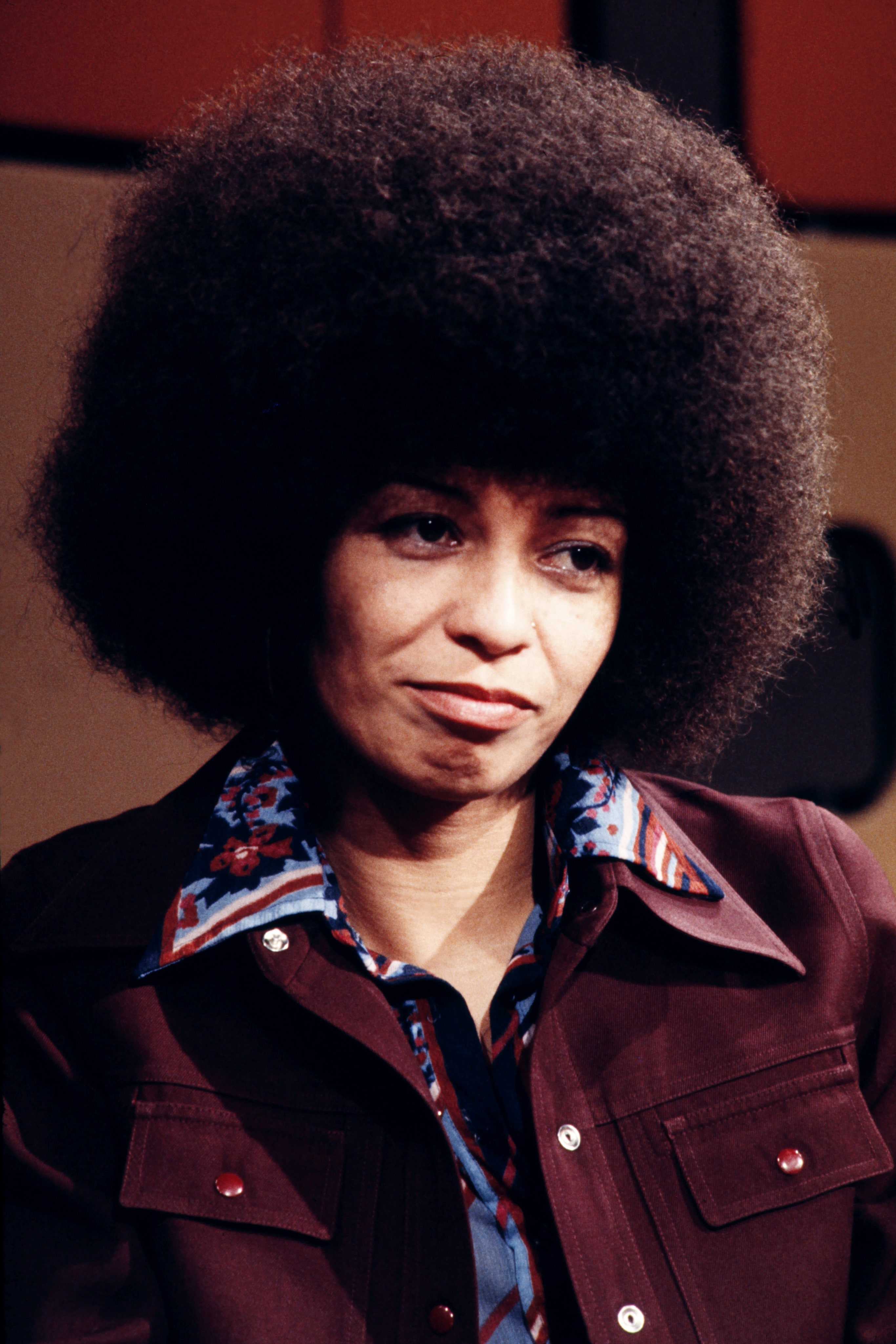 Angela davis - conservapedia