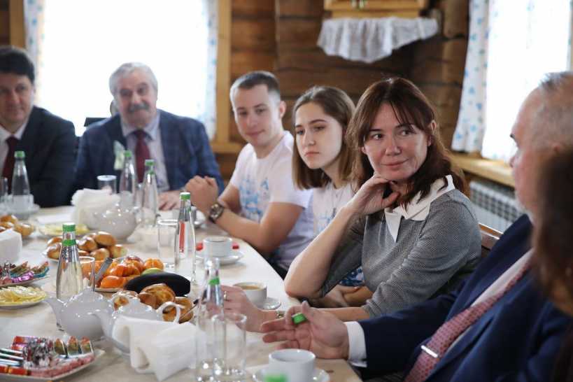 Фонд имени маршала в.и.чуйкова – мытищи – президент чуйков н. в. – инн 3435980329