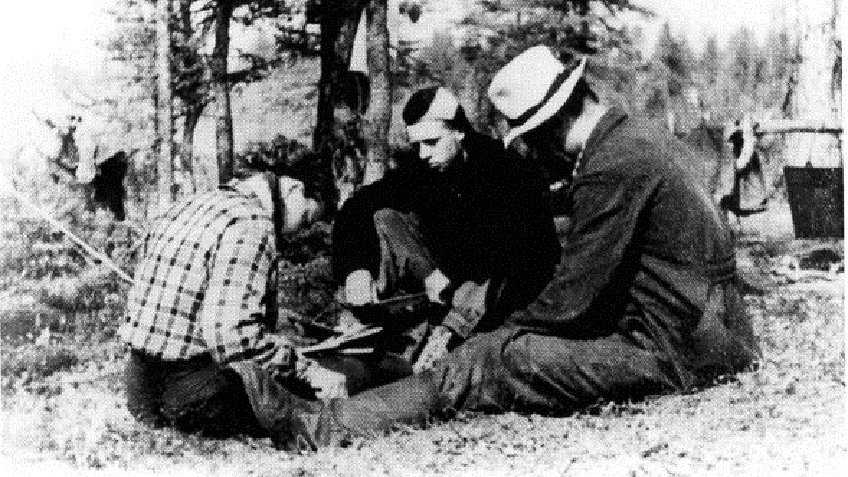 13 июня 1955 года советскими геологами было найдено в Якутии крупнейшее месторождение алмазов Если вы думаете что алмазы это только сырьё для ювелирных украшений то вы здорово ошибаетесь Не будет алмазов остановится