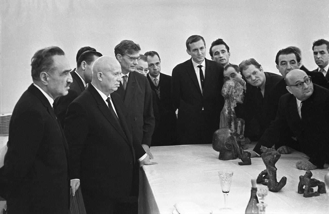 60 лет выставки в манеже: хрущев боялся, что «оттепель» превратится в «половодье» - hse daily