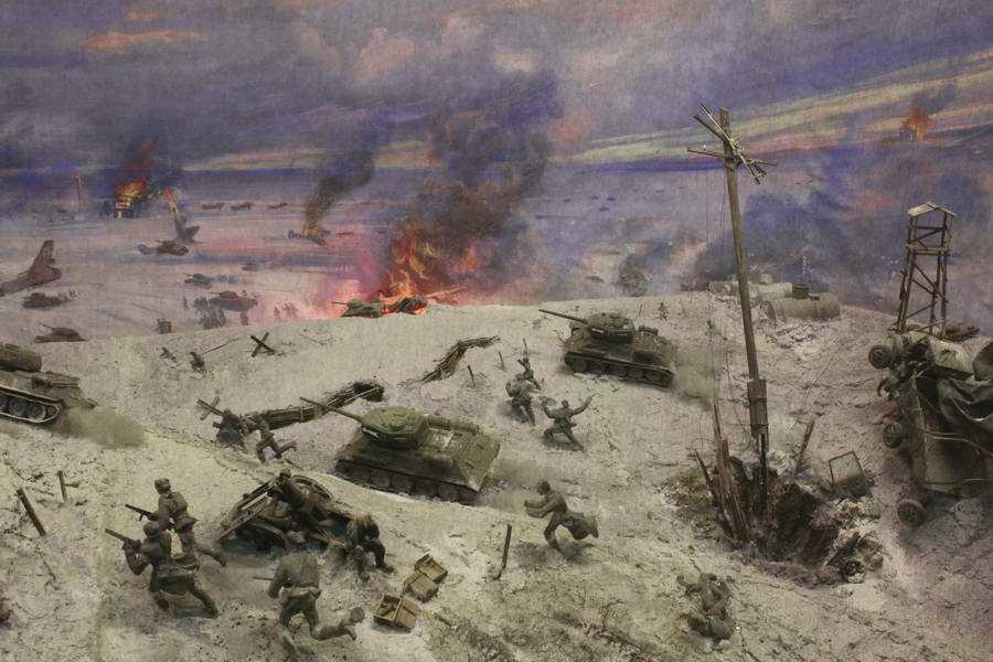 28 декабря 1942 года наши войска захватили аэродром противника в 1 км западнее котельникова