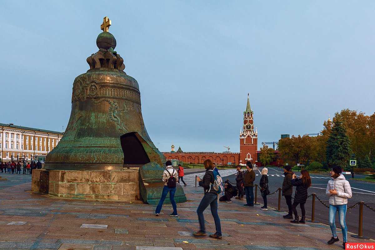 Царь-колокол в московском кремле — гигант, который никогда не звонил