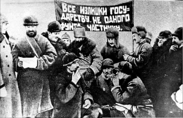 Гражданская война и иностранная интервенция. политические программы участвующих сторон. политика "военного коммунизма". итоги гражданской войны