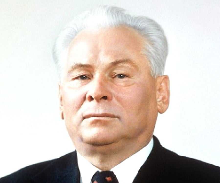 После смерти ю.в. андропова. глава 4. реванш брежневистов. да здравствует «застой»! андрей михайлович буровский.